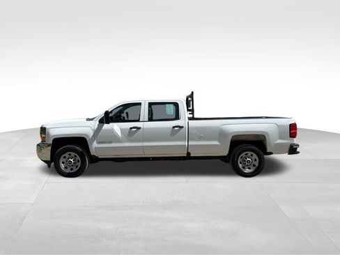 Used 2018 Chevrolet Silverado 3500 W/T AWD/4WD image 6