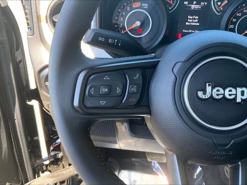 Certified 2024 Jeep Wrangler Sport AWD/4WD image 20