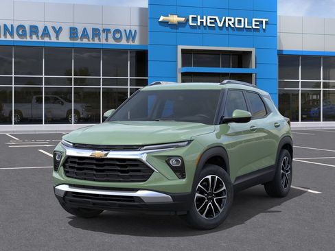 New 2026 Chevrolet TrailBlazer LT w/ Convenience Package FWD image 8