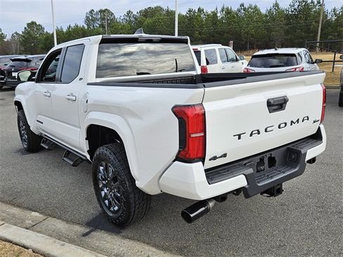 New 2025 Toyota Tacoma SR5 image 9