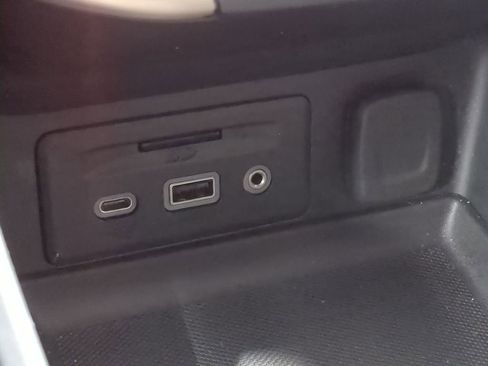 Used 2022 GMC Terrain Denali image 31