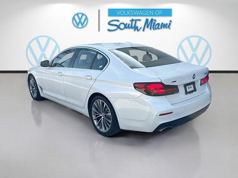 Used 2022 BMW 530i xDrive w/ Premium Package AWD/4WD image 5