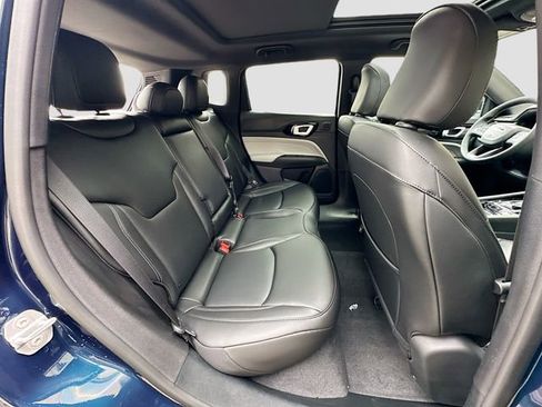 New 2026 Jeep Compass Limited w/ Sun, Sound & Navigation Group AWD/4WD image 29