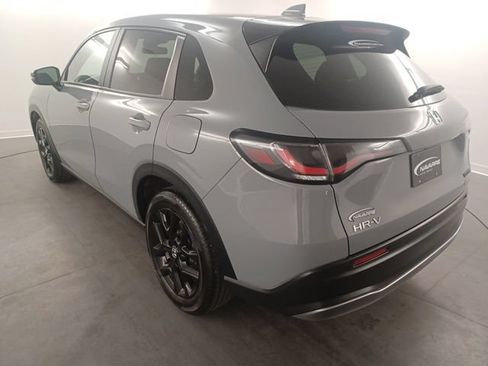 Certified 2025 Honda HR-V Sport image 5