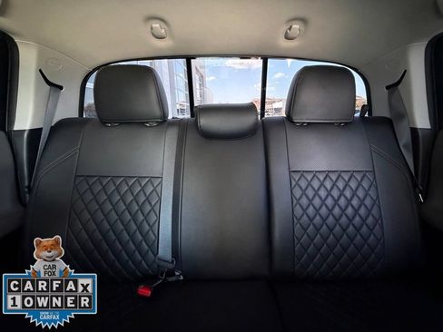 Used 2021 Toyota Tacoma SR5 AWD/4WD image 26
