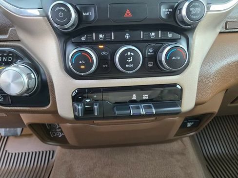 Used 2021 RAM 1500 Laramie AWD/4WD image 17