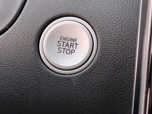 Used 2024 Hyundai Tucson Limited image 28