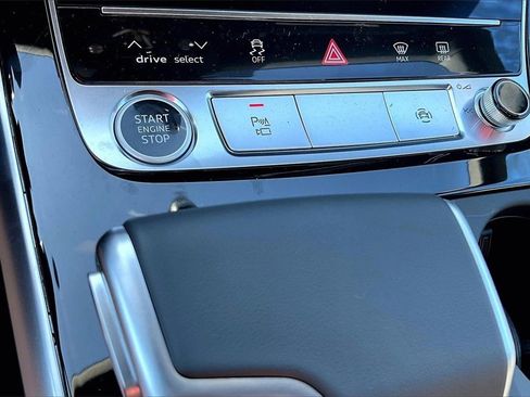 New 2026 Audi Q8 Premium Plus image 29