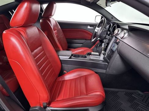 Used 2006 Ford Mustang GT Premium image 29