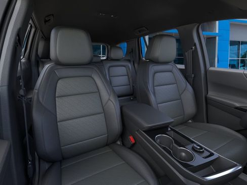 New 2026 Chevrolet Equinox LT w/ Convenience Package II FWD image 16