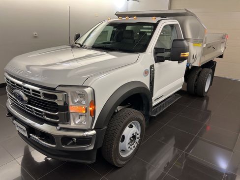 New 2025 Ford F550 XL image 3