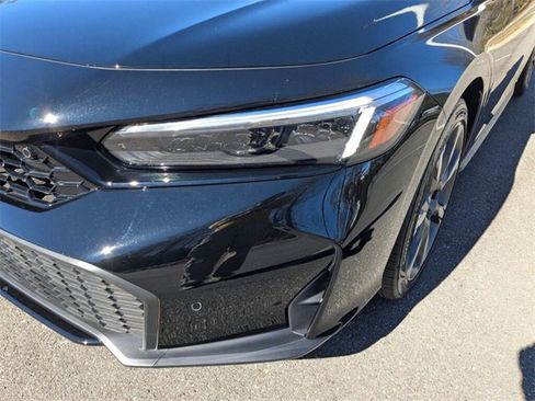 Certified 2025 Honda Civic Sport Touring image 5