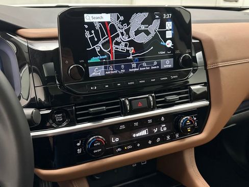 New 2025 Nissan Pathfinder Platinum w/ Cargo Package image 14