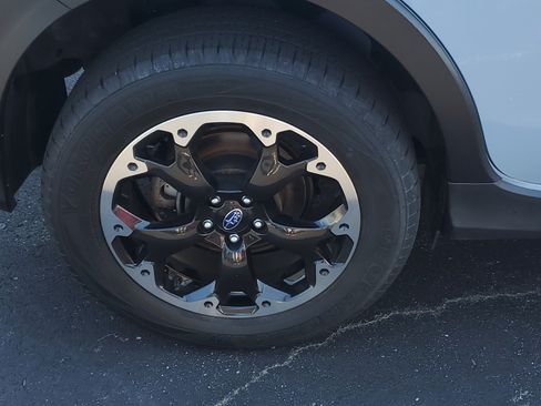 Used 2022 Subaru Crosstrek 2.0i Premium AWD/4WD image 6
