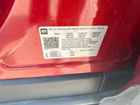 Used 2024 Chevrolet Equinox LT FWD image 37