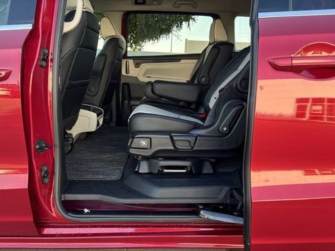 New 2027 Honda Odyssey Elite image 11