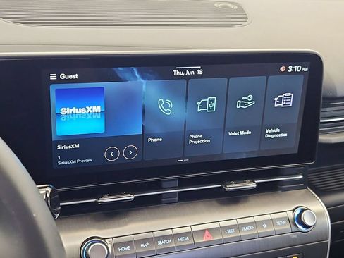 Certified 2025 Hyundai Kona SEL AWD/4WD image 18