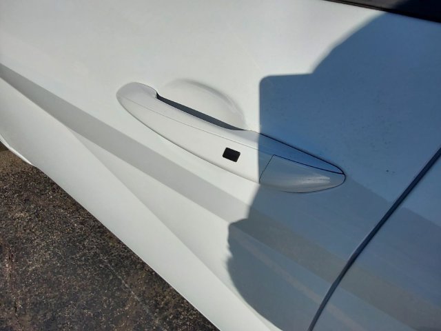 Used 2023 Hyundai Elantra SEL FWD image 14
