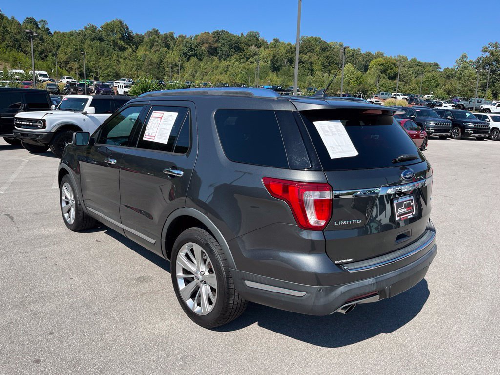 Used 2019 Ford Explorer Limited w/ Class III Trailer Tow Package AWD/4WD image 4