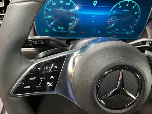 New 2026 Mercedes-Benz GLC 300 4MATIC image 27