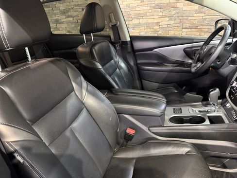 Used 2019 Nissan Murano SL w/ Cargo Package AWD/4WD image 3
