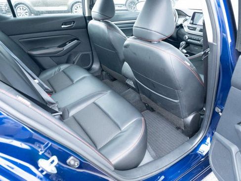 Used 2024 Nissan Altima 2.5 SR image 35