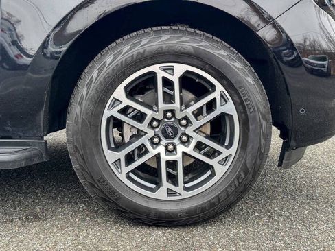 Used 2025 Ford Expedition Max Active AWD/4WD image 10