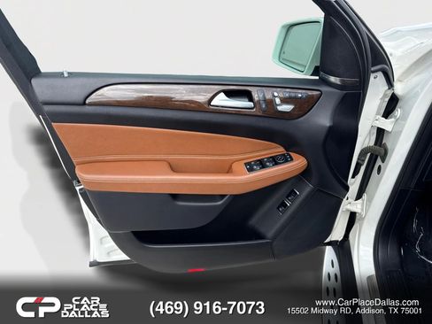 Used 2019 Mercedes-Benz GLS 450 4MATIC w/ Premium 1 Package image 10