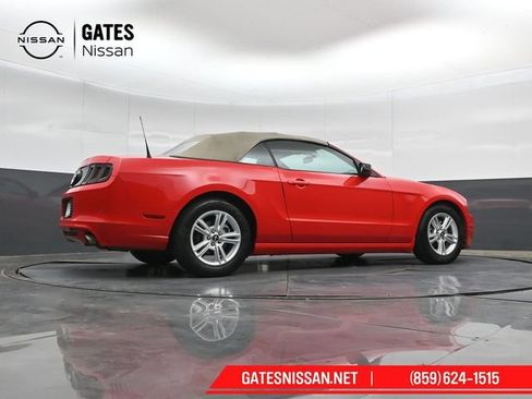 Used 2014 Ford Mustang Convertible w/ Equipment Group 102A RWD image 26