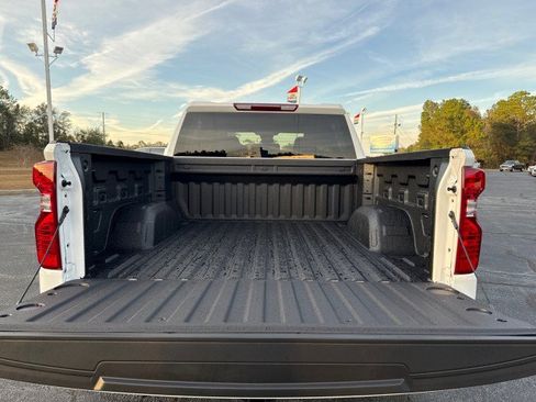 New 2026 Chevrolet Silverado 1500 Custom image 4