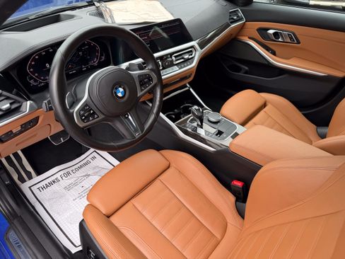 Used 2020 BMW 330i xDrive Sedan w/ M Sport Package AWD/4WD image 11