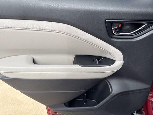 New 2026 Subaru Forester Limited image 32