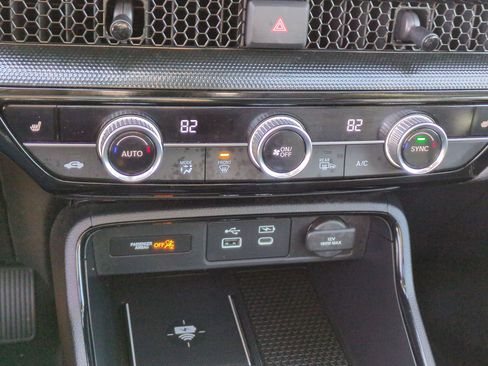 Used 2025 Honda CR-V EX-L image 27