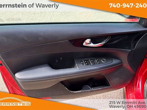 Used 2024 Kia Forte GT-Line w/ GT-Line Premium Package FWD image 11