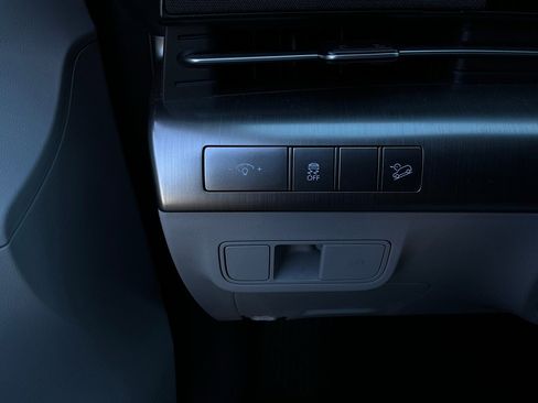 Used 2025 Hyundai Kona SEL image 22