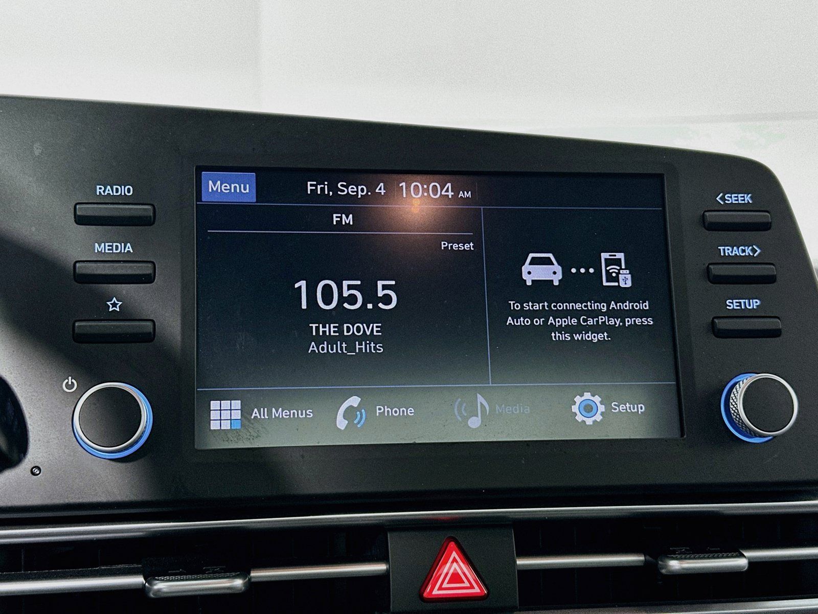 Used 2023 Hyundai Elantra SE FWD image 14