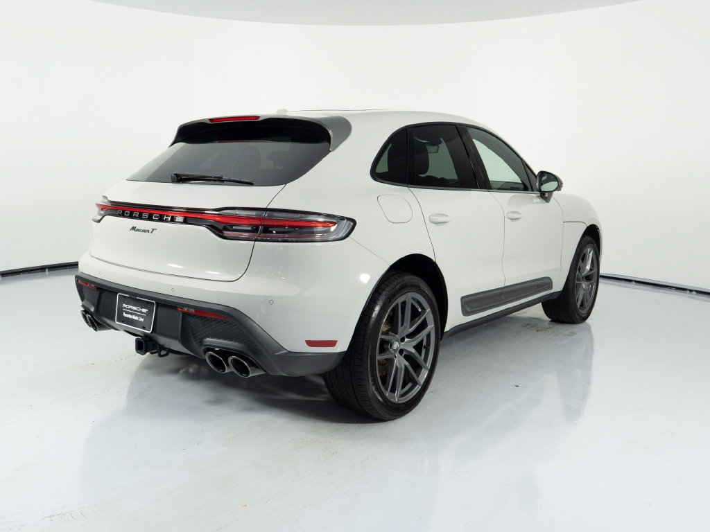 Certified 2026 Porsche Macan Turbo AWD/4WD image 10
