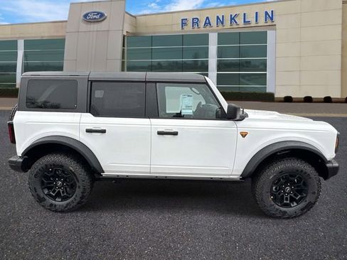 New 2026 Ford Bronco Badlands AWD/4WD image 8