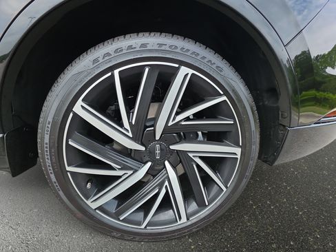 Used 2026 Lincoln Aviator Black Label w/ Jet Appearance Package AWD/4WD image 36