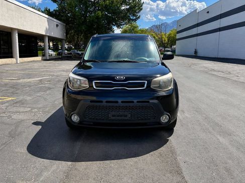 Used 2016 Kia Soul + FWD image 18