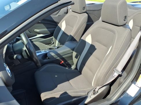 Certified 2019 Chevrolet Camaro LT RWD image 15