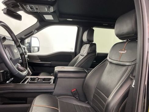 Used 2023 Ford F350 Platinum AWD/4WD image 19