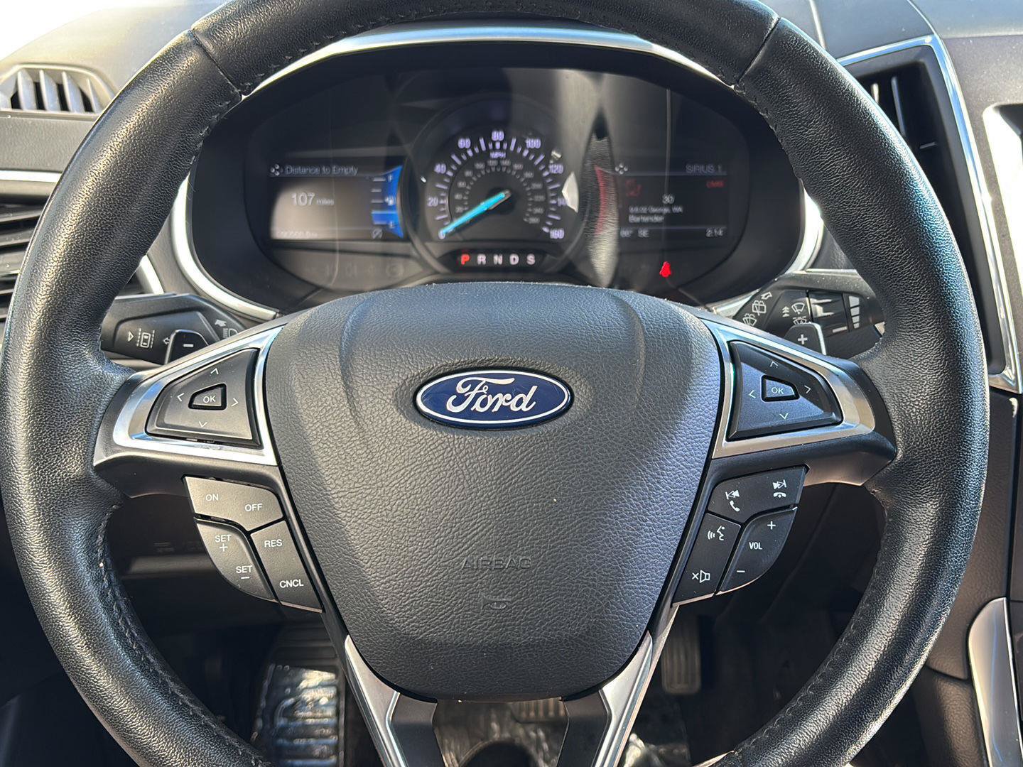Certified 2019 Ford Edge Titanium w/ Cold Weather Package AWD/4WD image 17