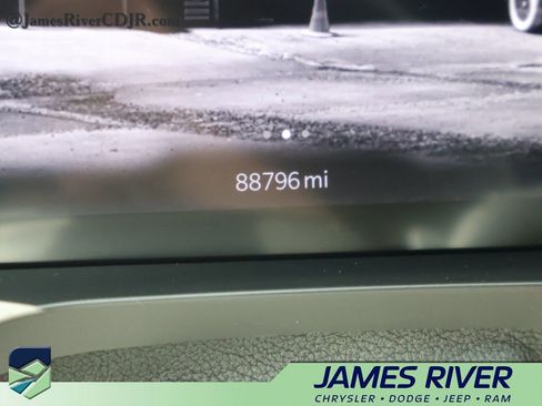 Used 2021 Jeep Grand Cherokee L Summit AWD/4WD image 32