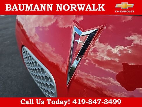 Used 2007 Pontiac Solstice Convertible w/ Premium Package RWD image 13