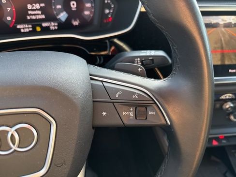 Used 2024 Audi Q3 2.0T Premium Plus image 17