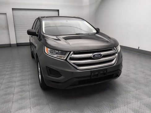 Used 2018 Ford Edge SE FWD image 14