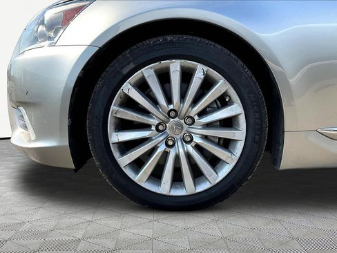 Used 2017 Lexus LS 460 AWD w/ Comfort Package image 32