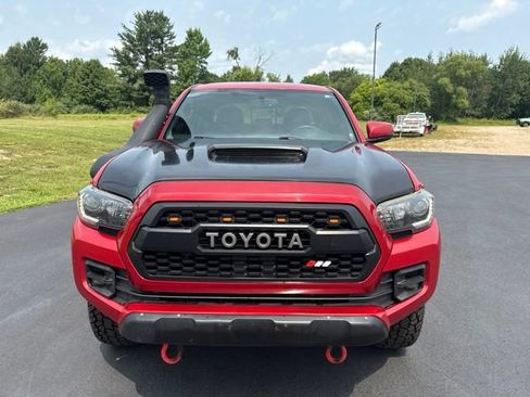 Used 2017 Toyota Tacoma 4x4 Double Cab image 8