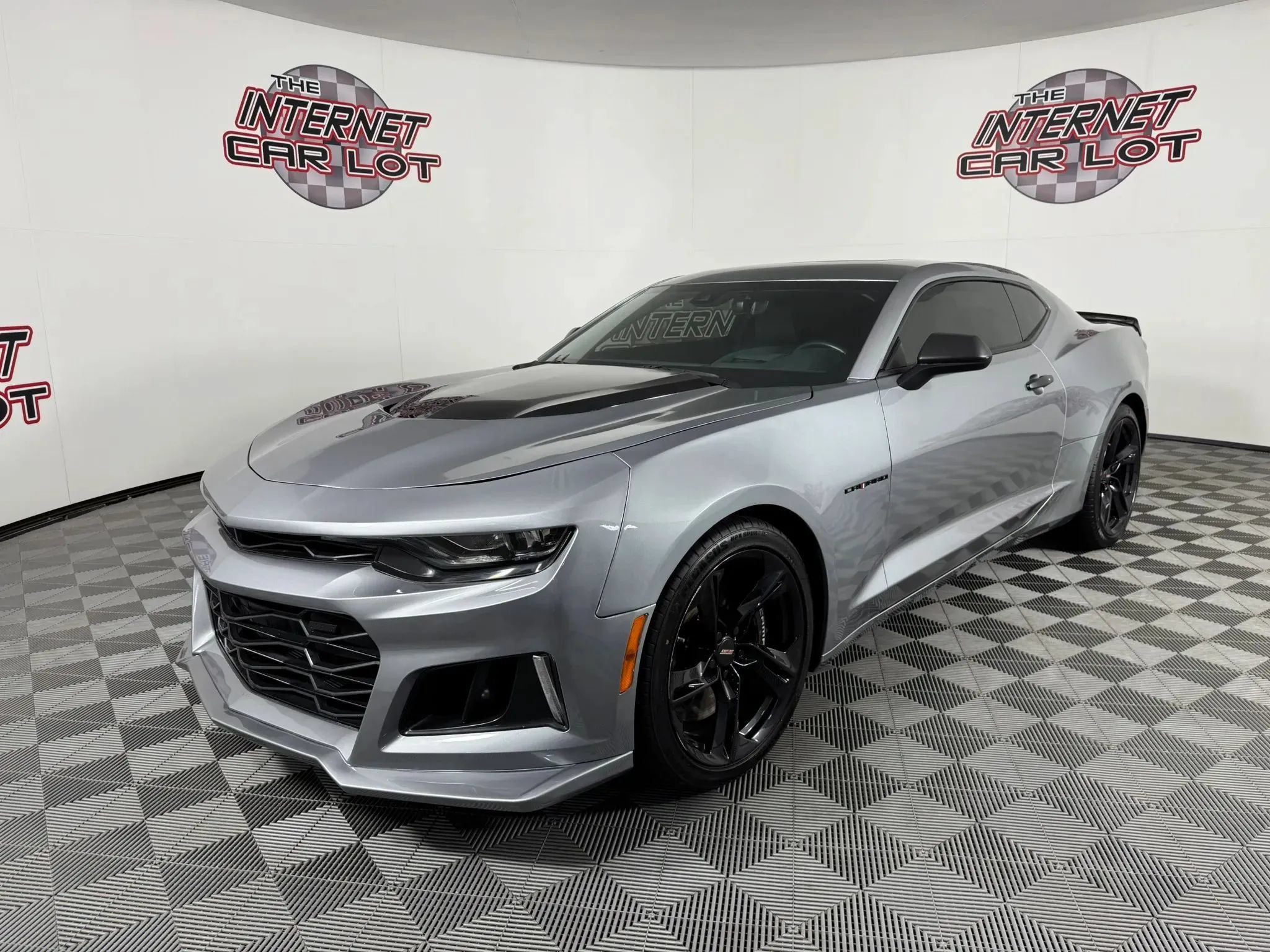 Used 2024 Chevrolet Camaro SS RWD image 3